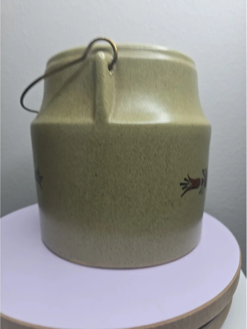 Monmouth Wire Handled Stoneware Crock Oven Proof 8 In